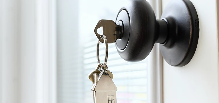 Bifold Door Knob Replacement in Union City, California