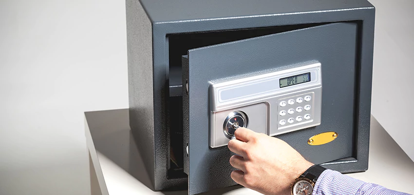 Jewelry Safe Unlocking Service in Union City, California