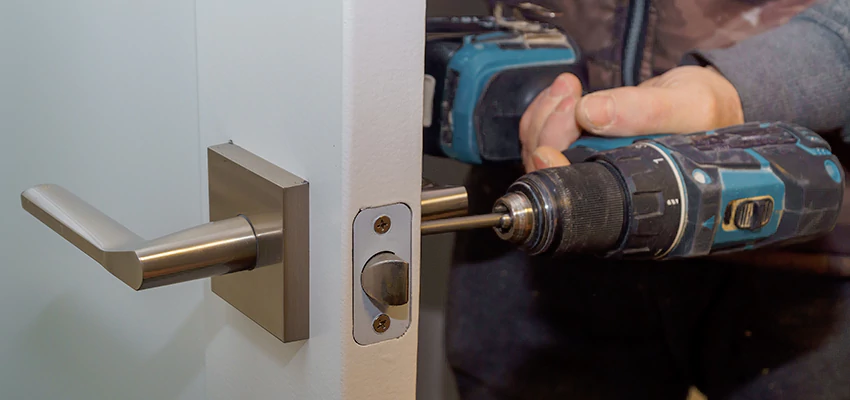 Broken Door Handle Lock Repair in Union City, California