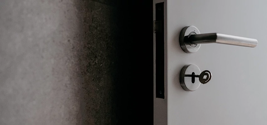 Front Door Handle Repair And Installation in Union City, CA